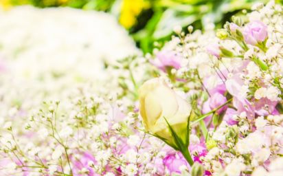 葬儀生花祭壇・お別れ会